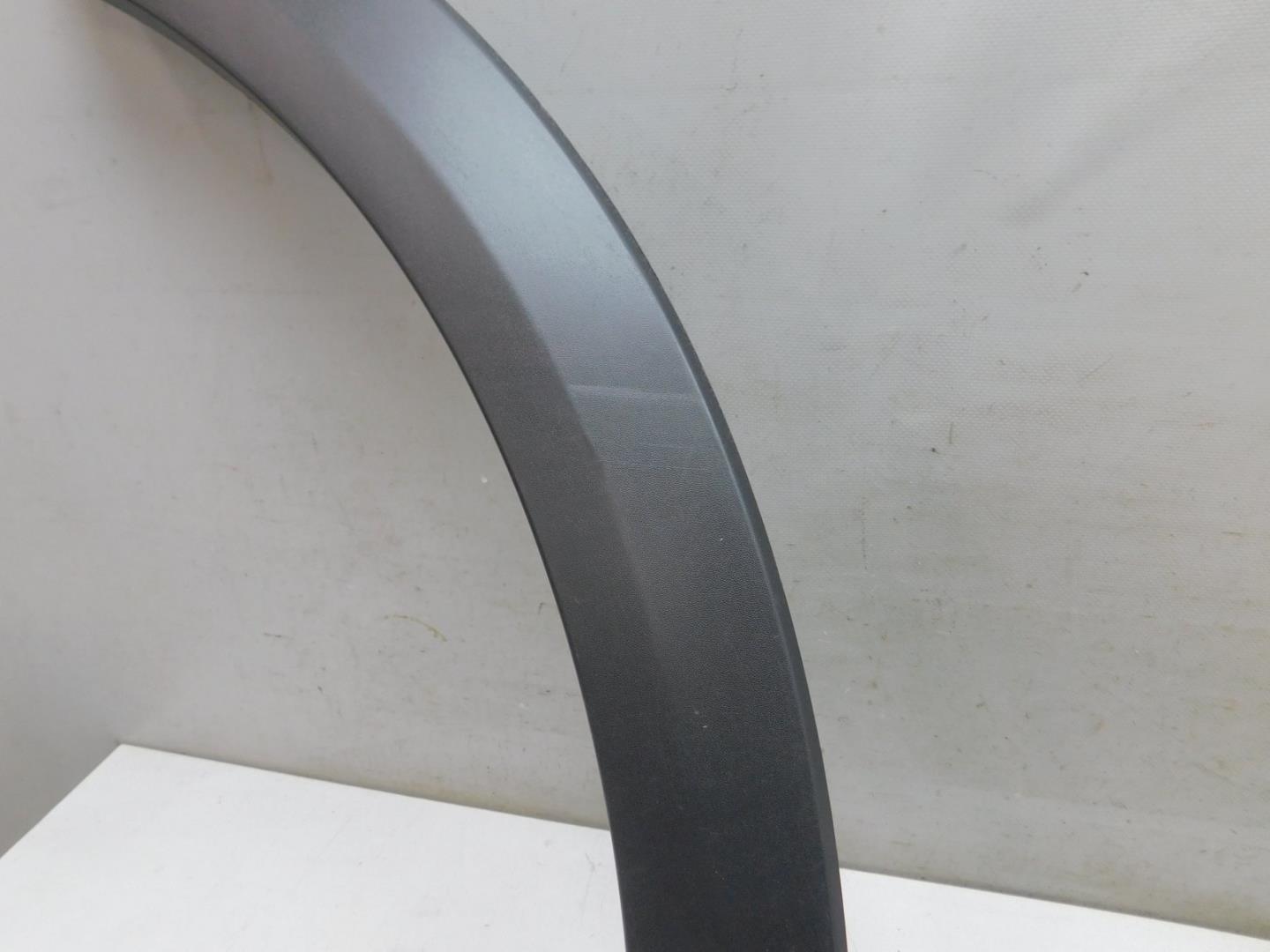 Накладка двери задней правой