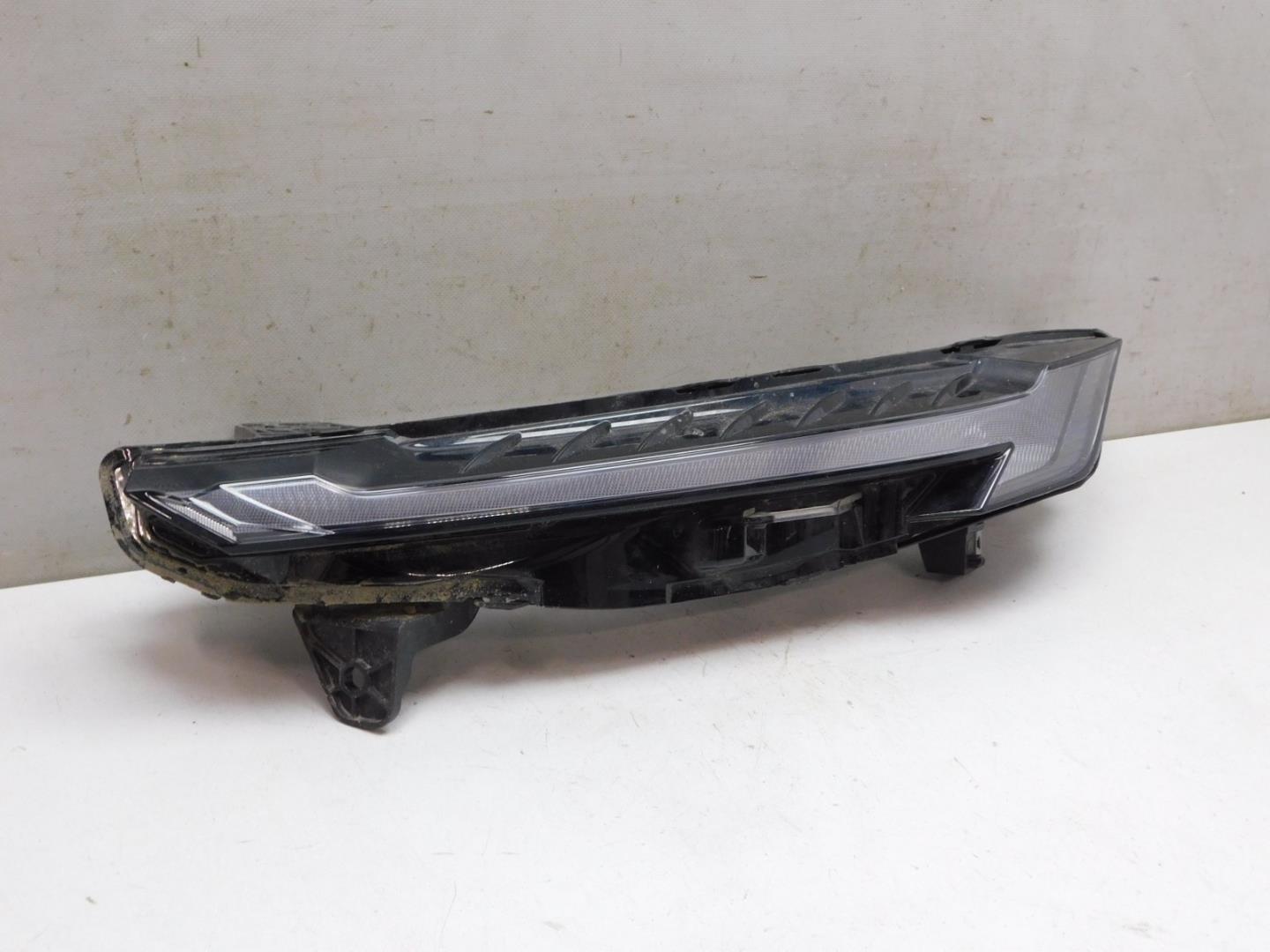 Габарит передний левый