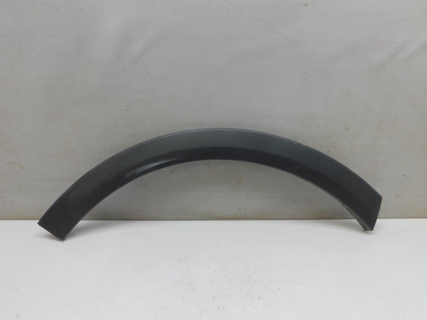 Накладка заднего крыла правого