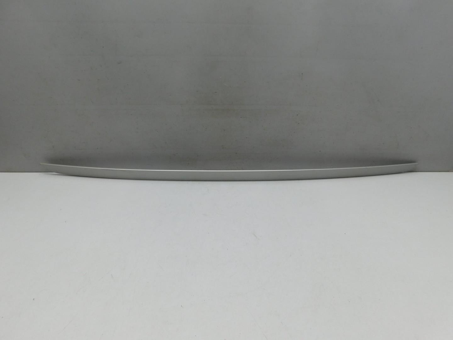 Молдинг заднего бампера