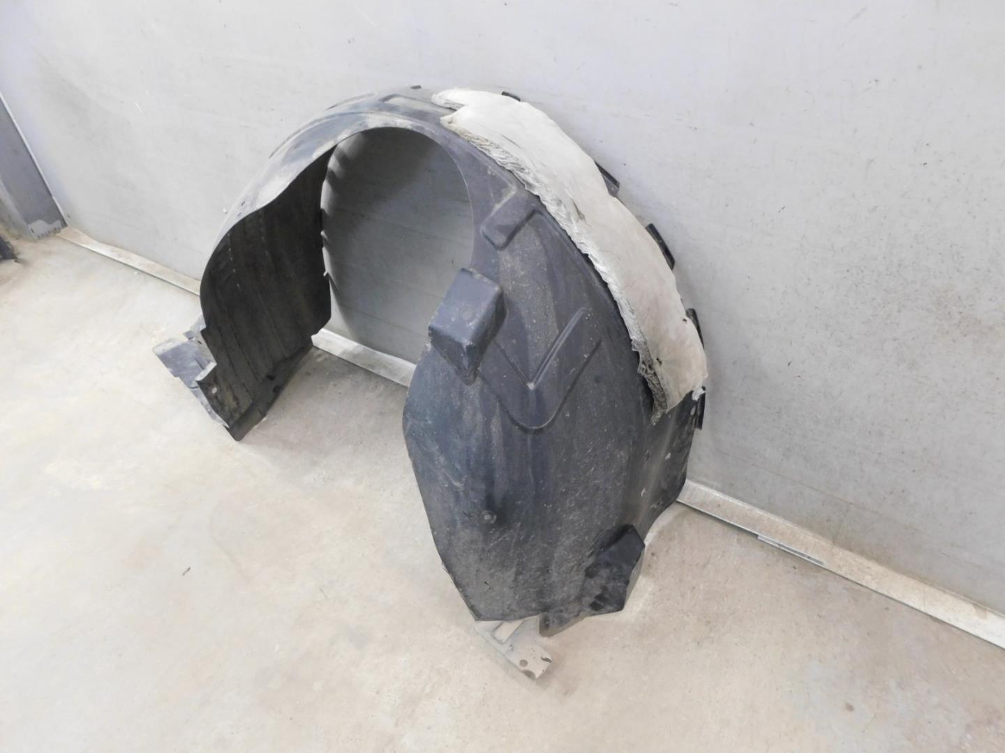 Локер передний правый