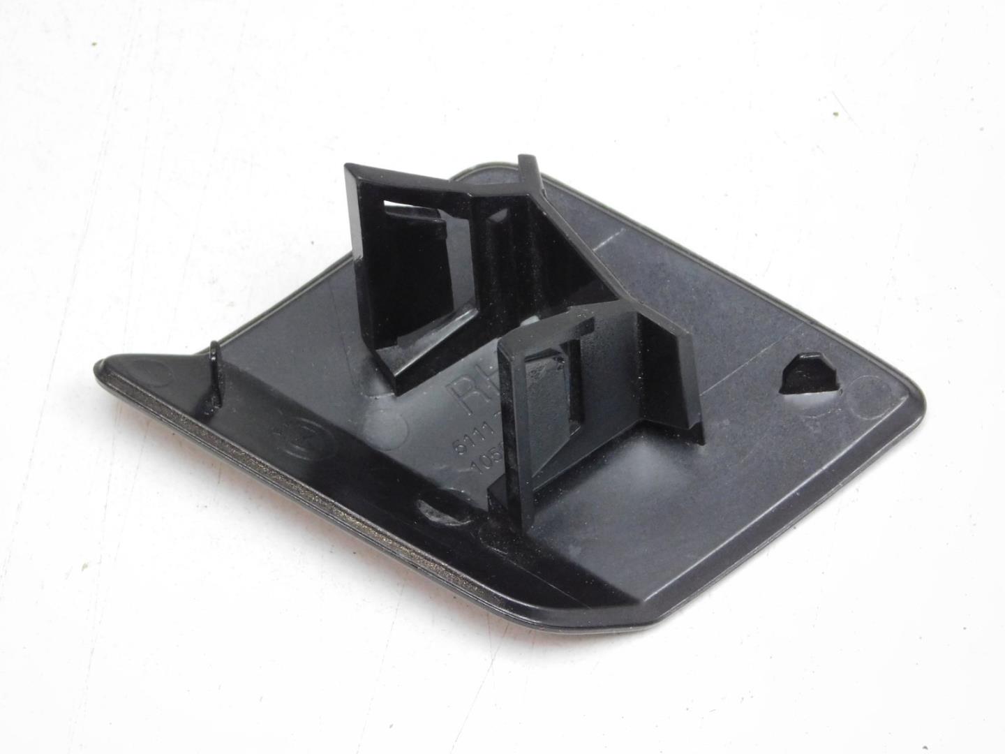 Крышка форсунки омывателя фар