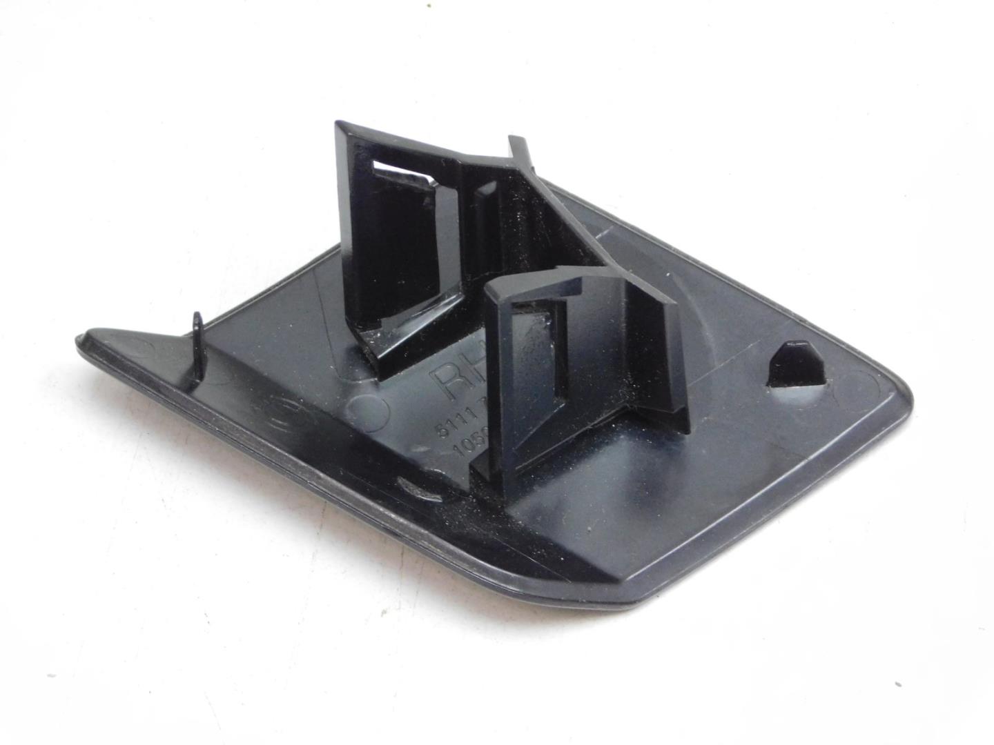 Крышка форсунки омывателя фар