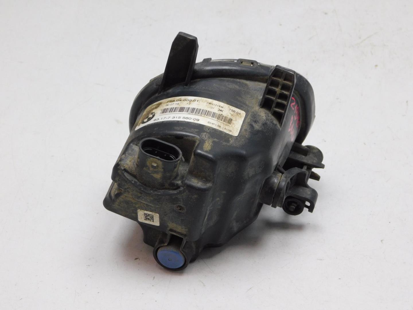 Фара противотуманная правая