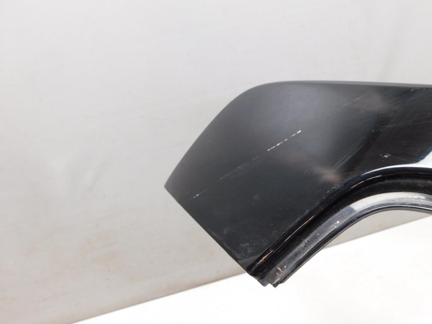 Накладка заднего бампера