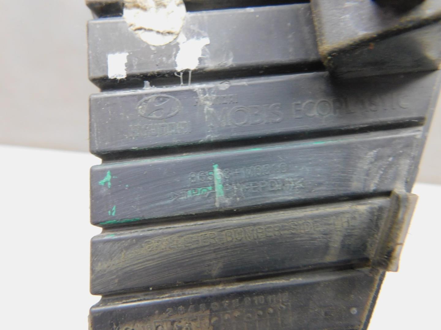 Решетка в бампер левая