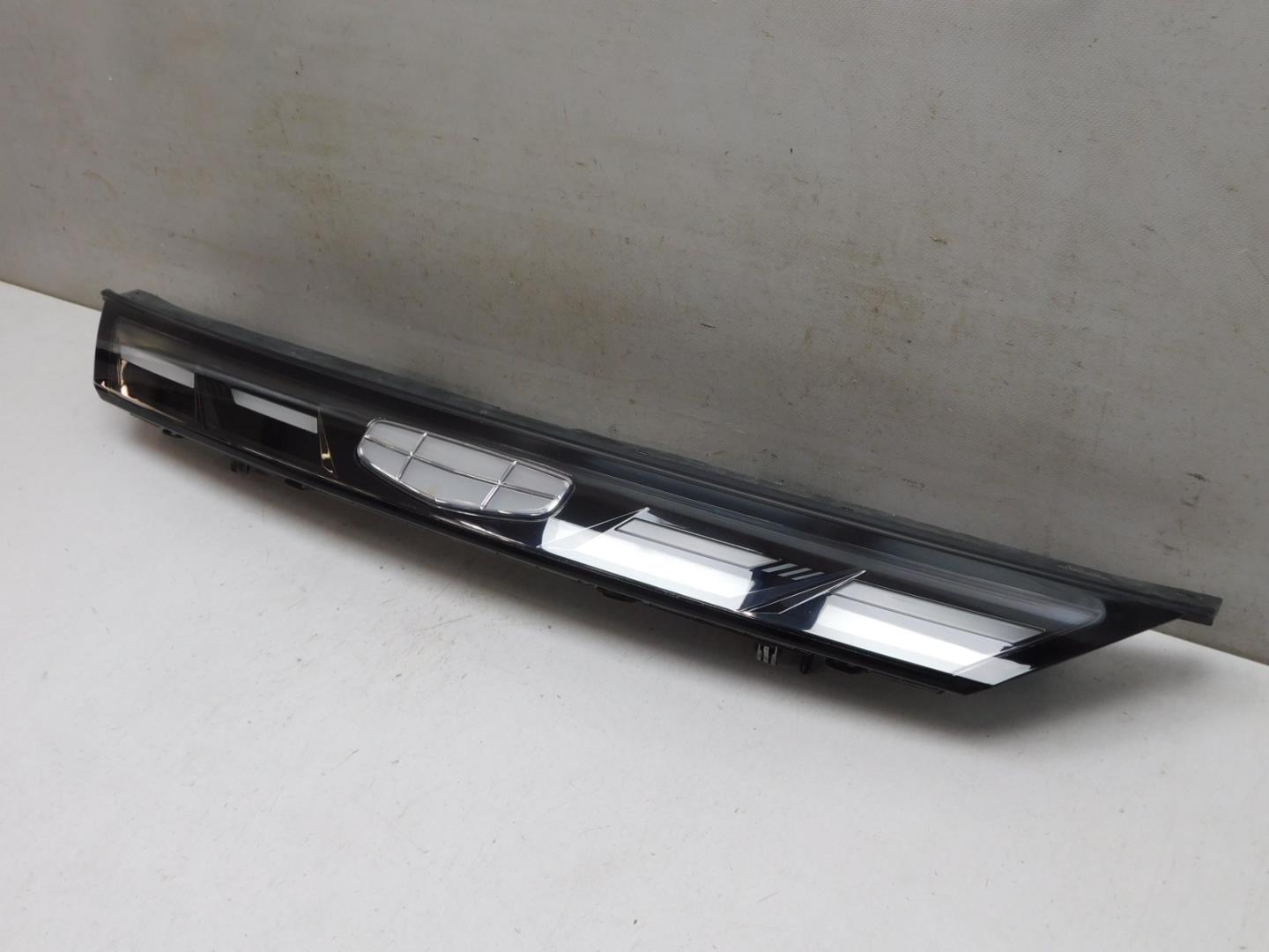 Фара дневного света (ходовые огни)