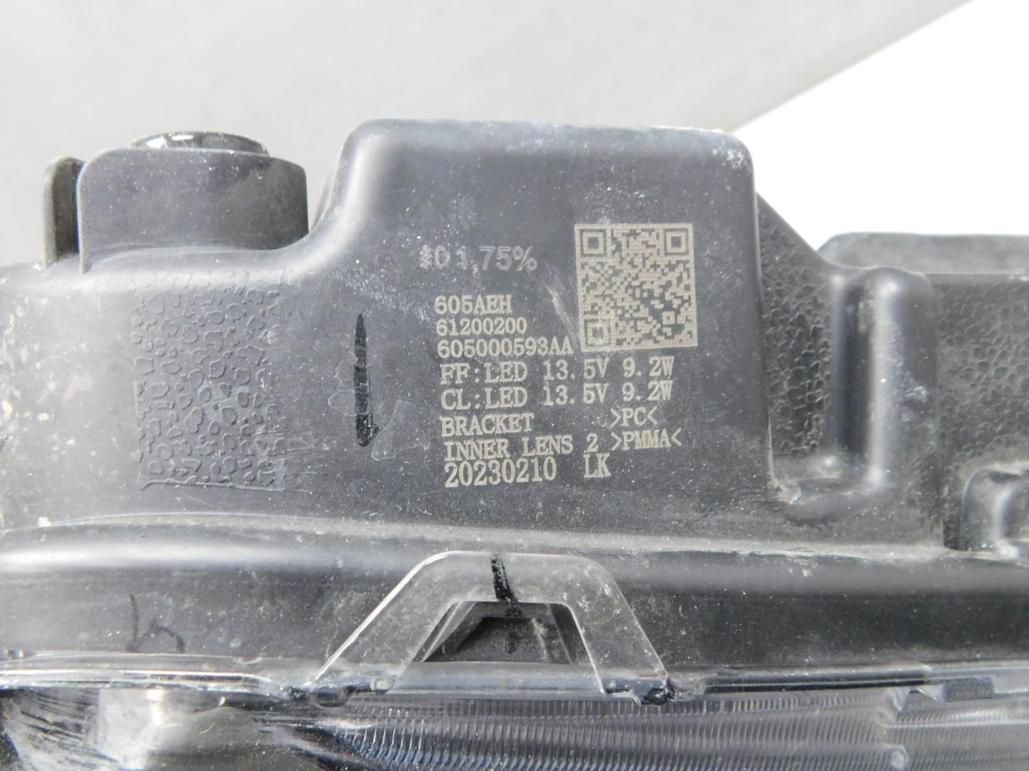 Габарит передний правый