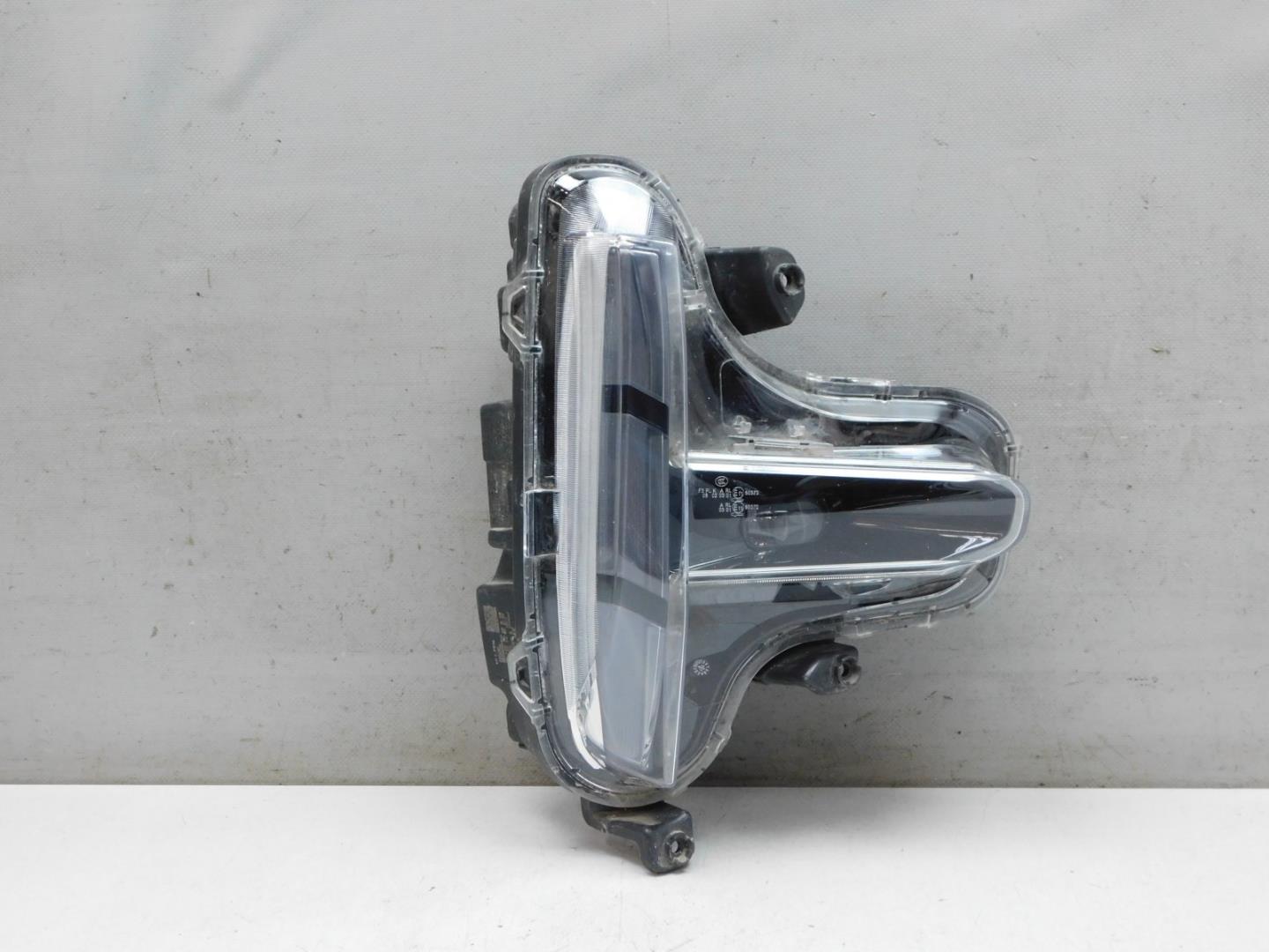 Габарит передний правый