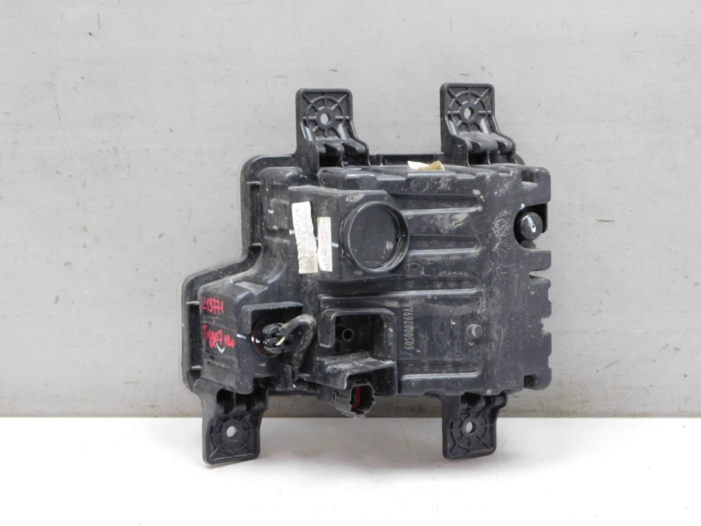 Габарит передний правый