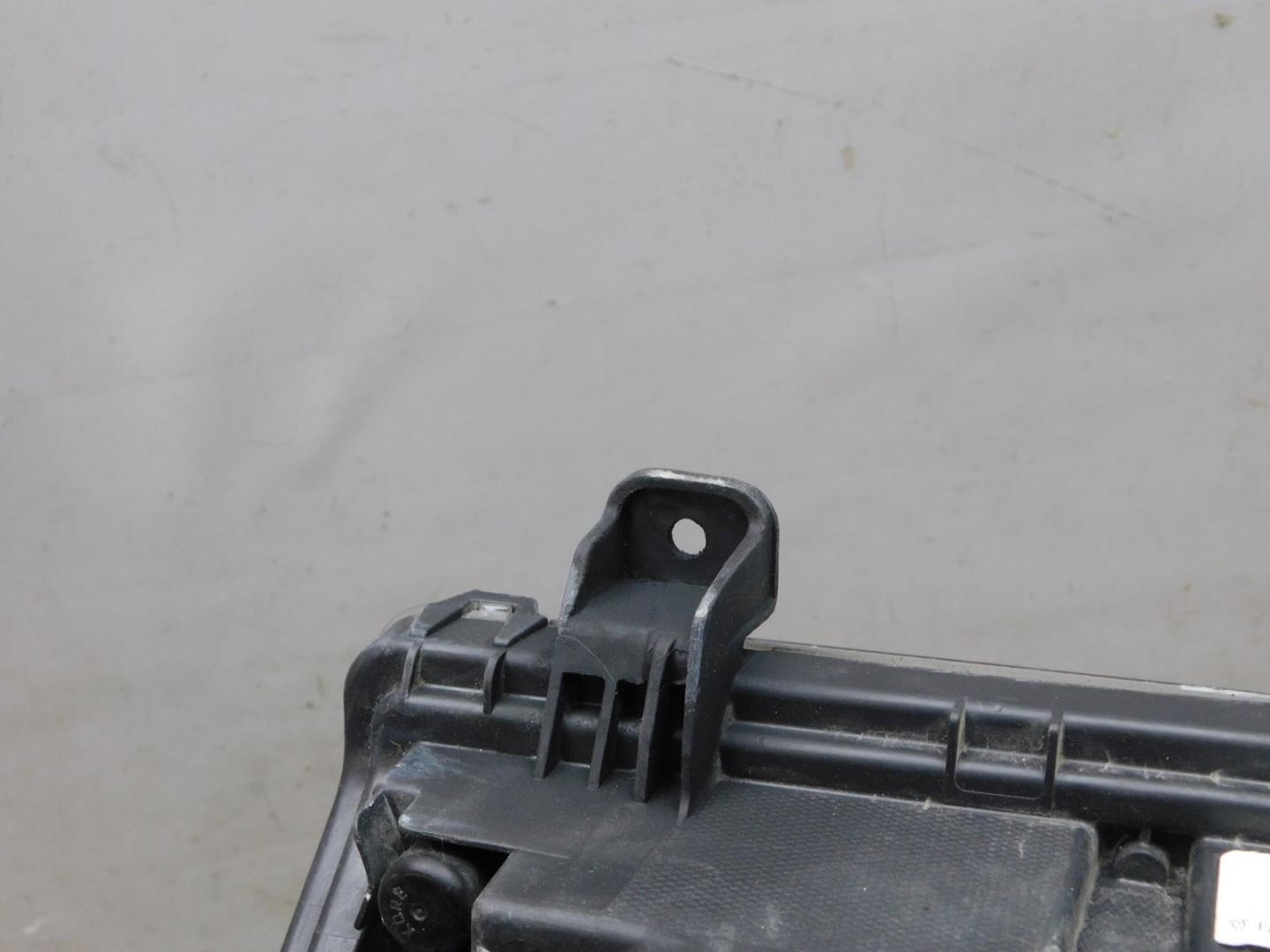 Габарит передний правый