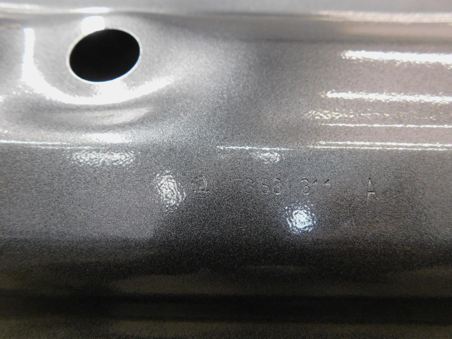 Дверь передняя левая