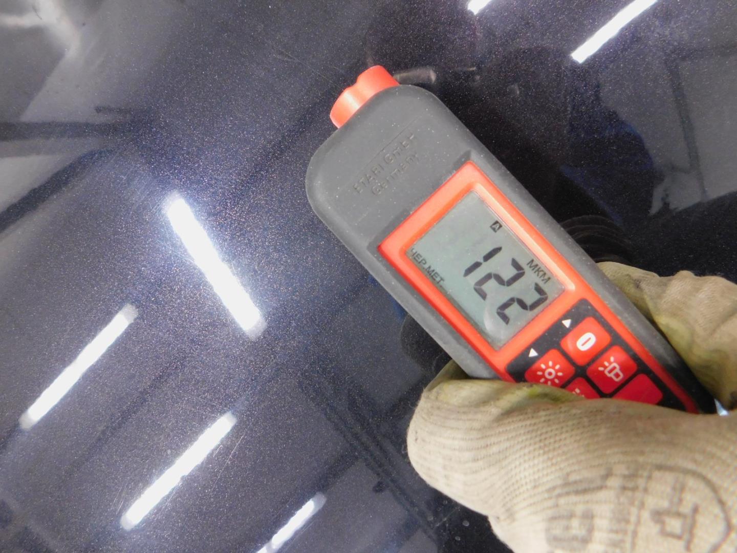 Дверь задняя правая