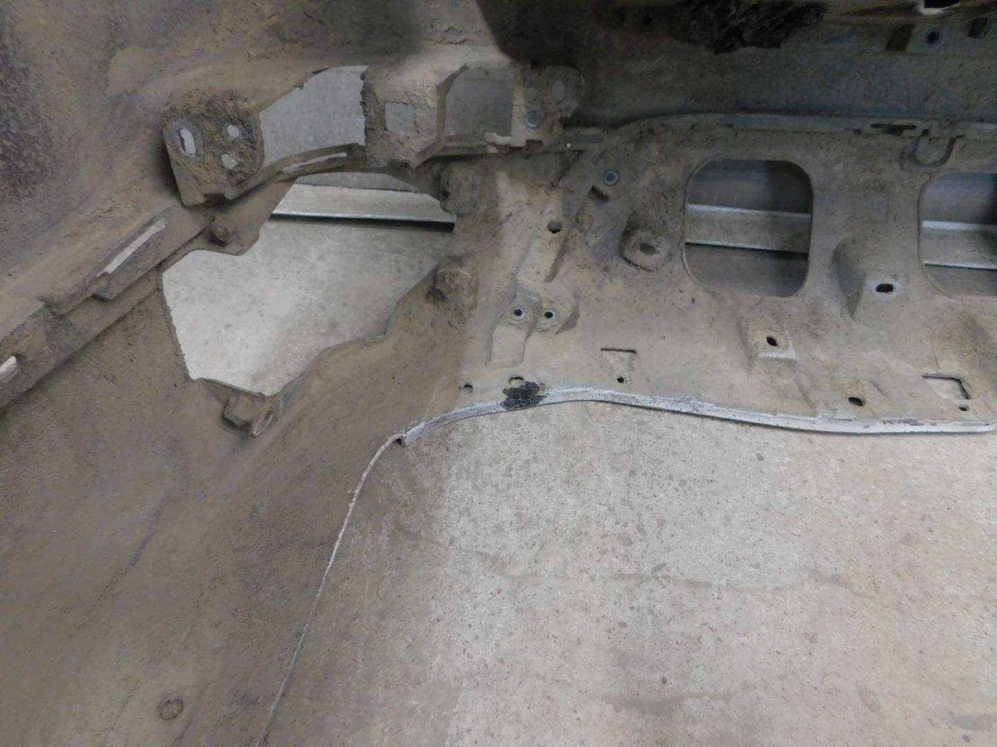 Бампер задний