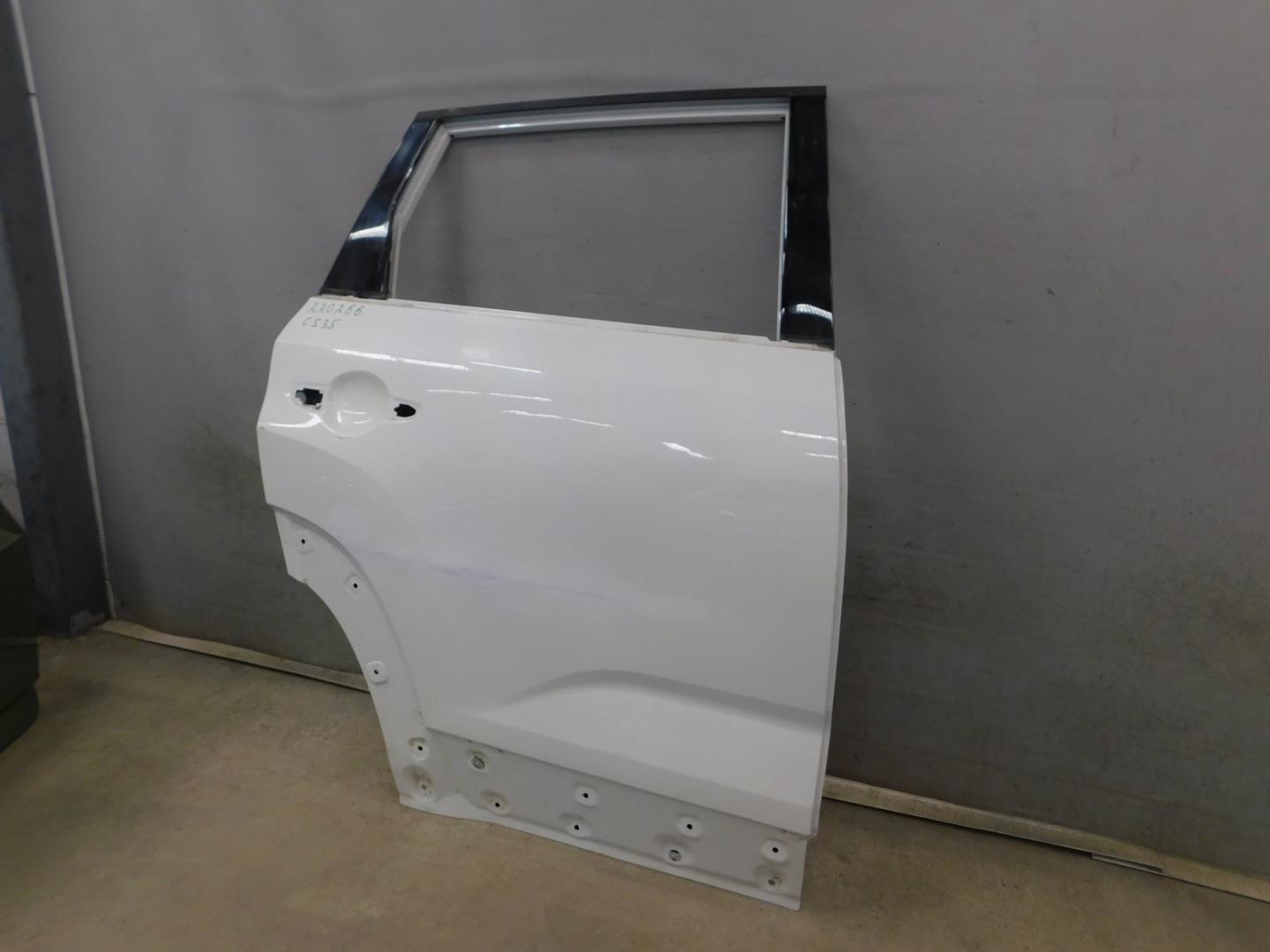 Дверь задняя правая