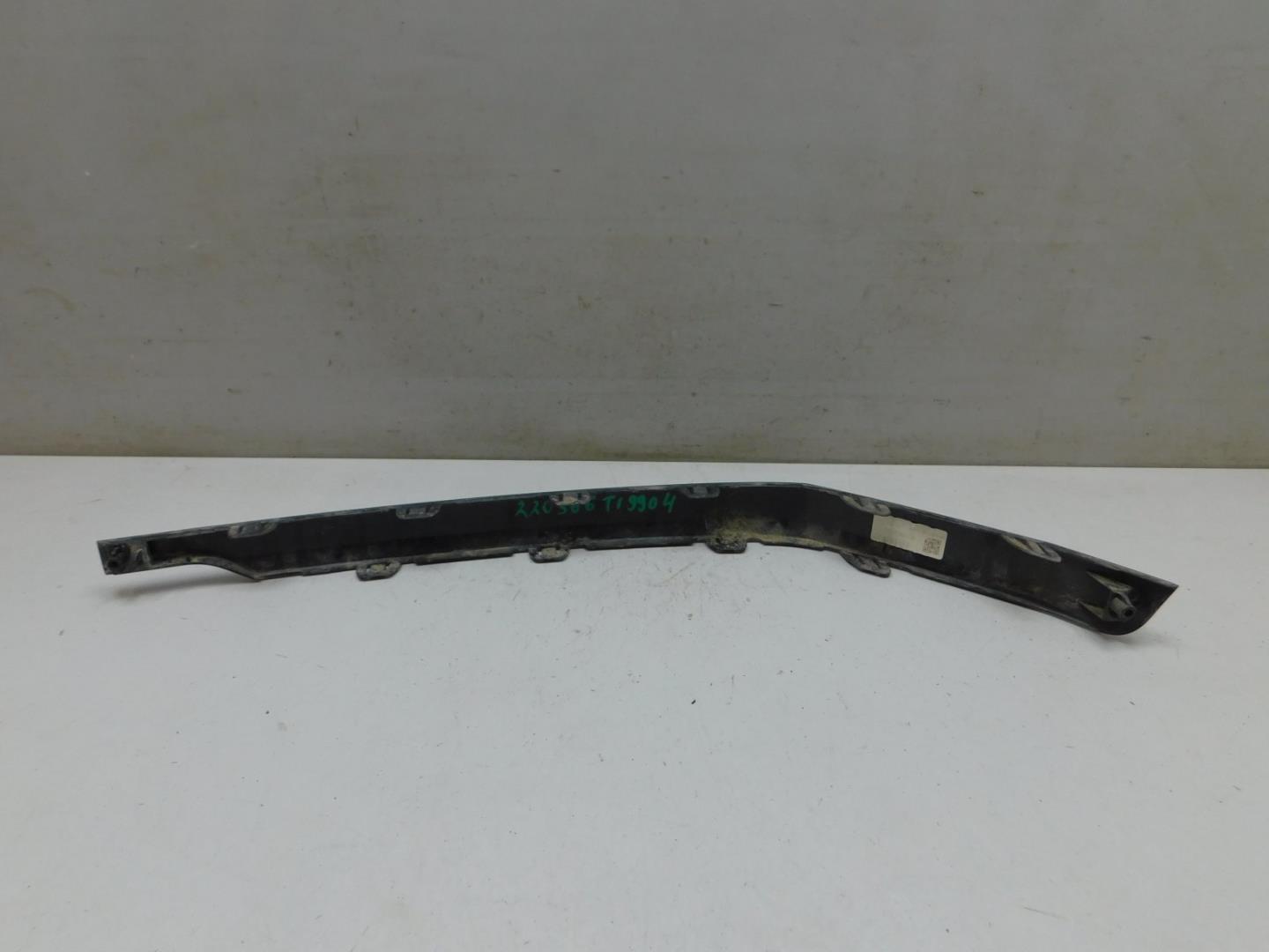 Накладка заднего бампера левая