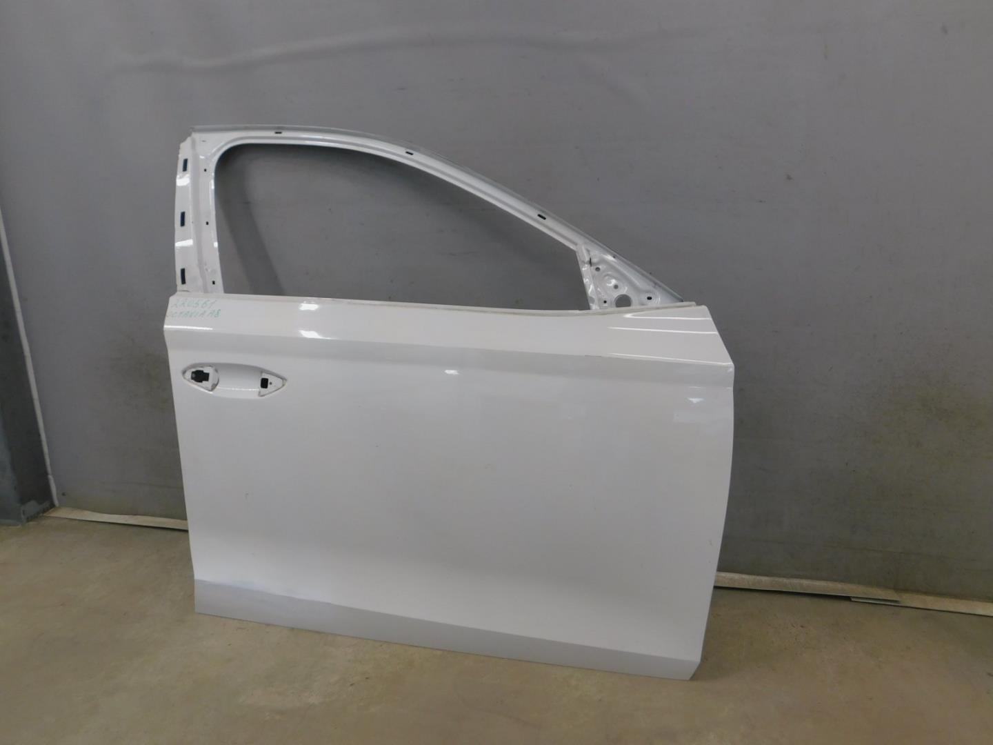 Дверь передняя правая