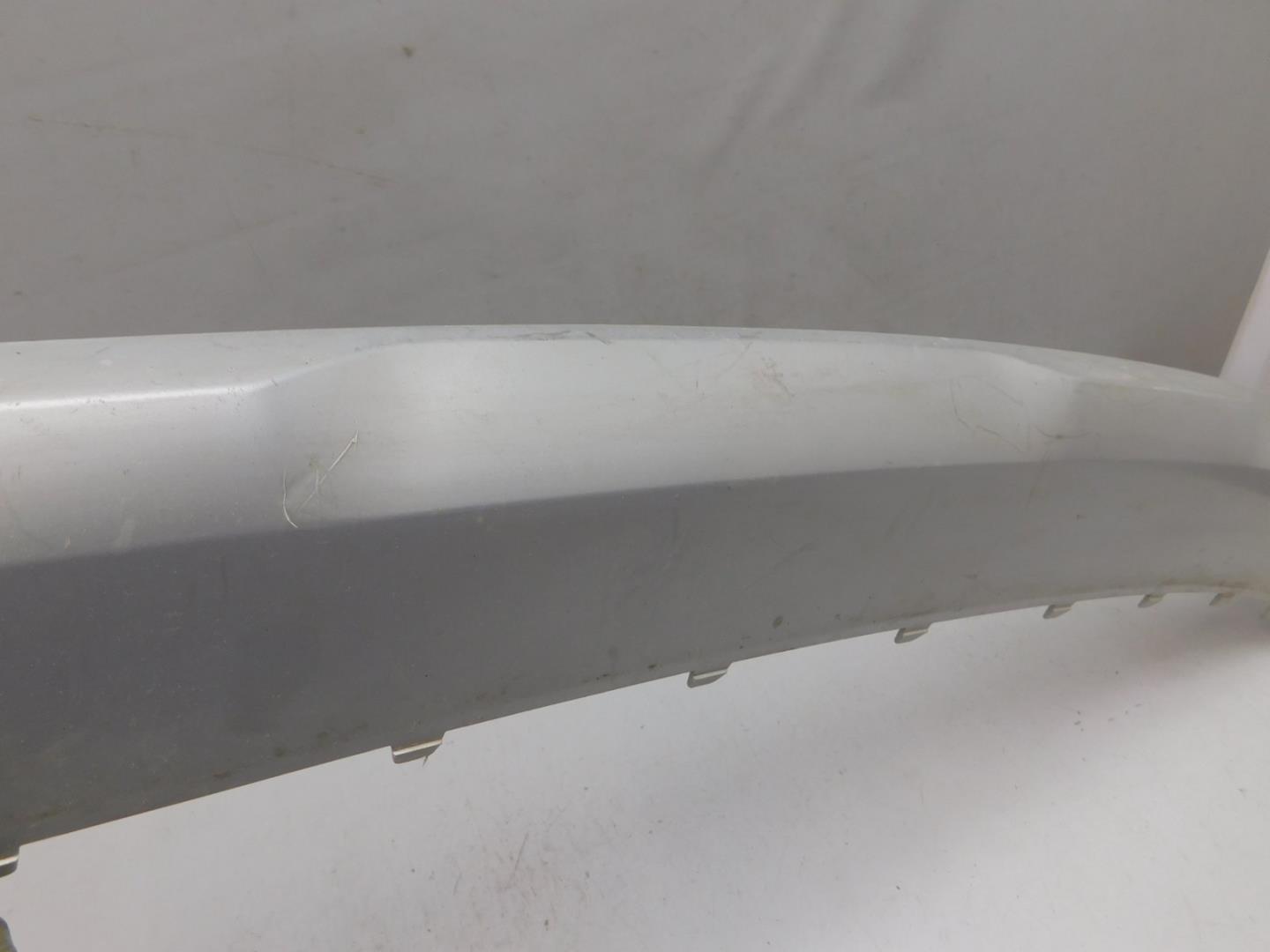 Накладка переднего бампера