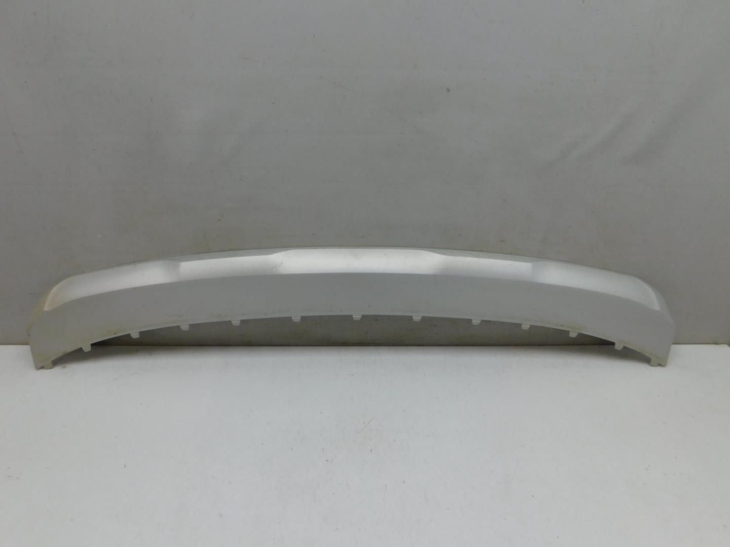 Накладка переднего бампера