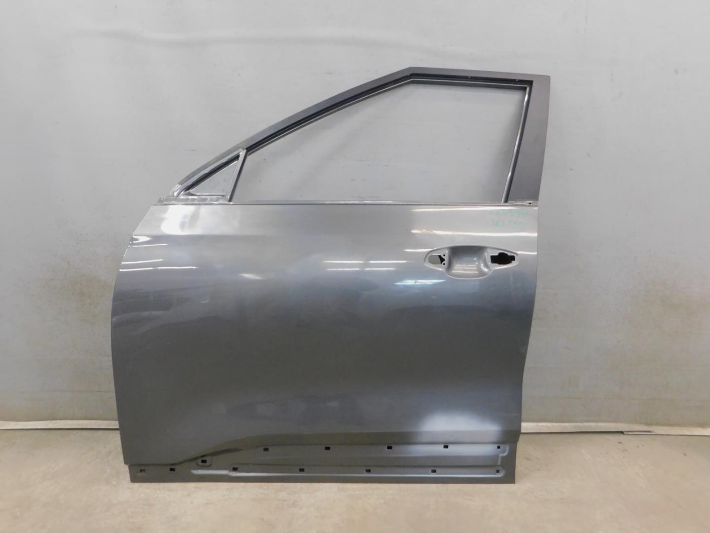 Дверь передняя левая