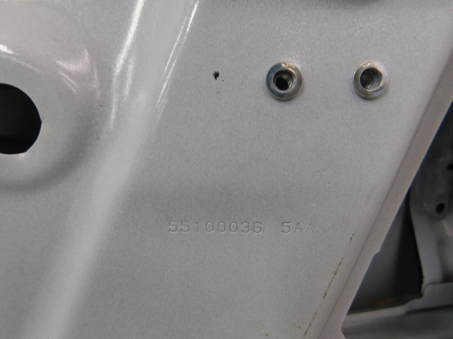 Дверь задняя правая