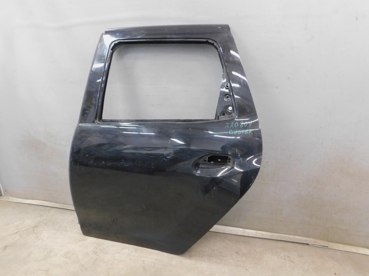 Дверь задняя левая