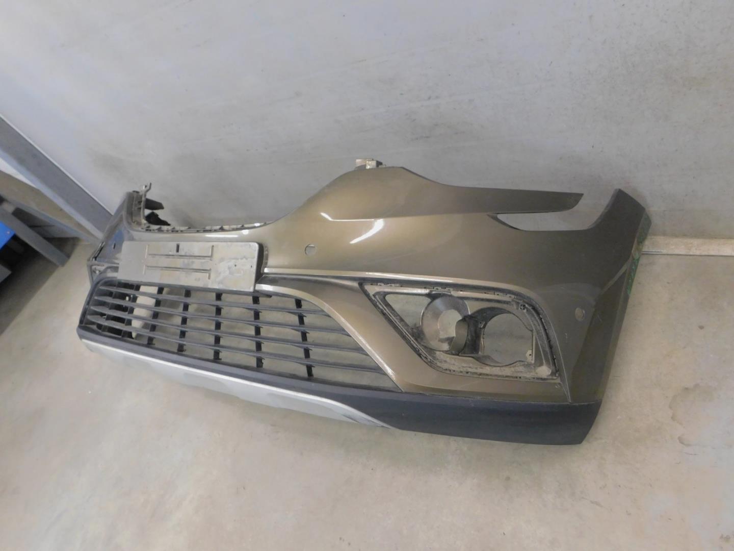 Бампер передний