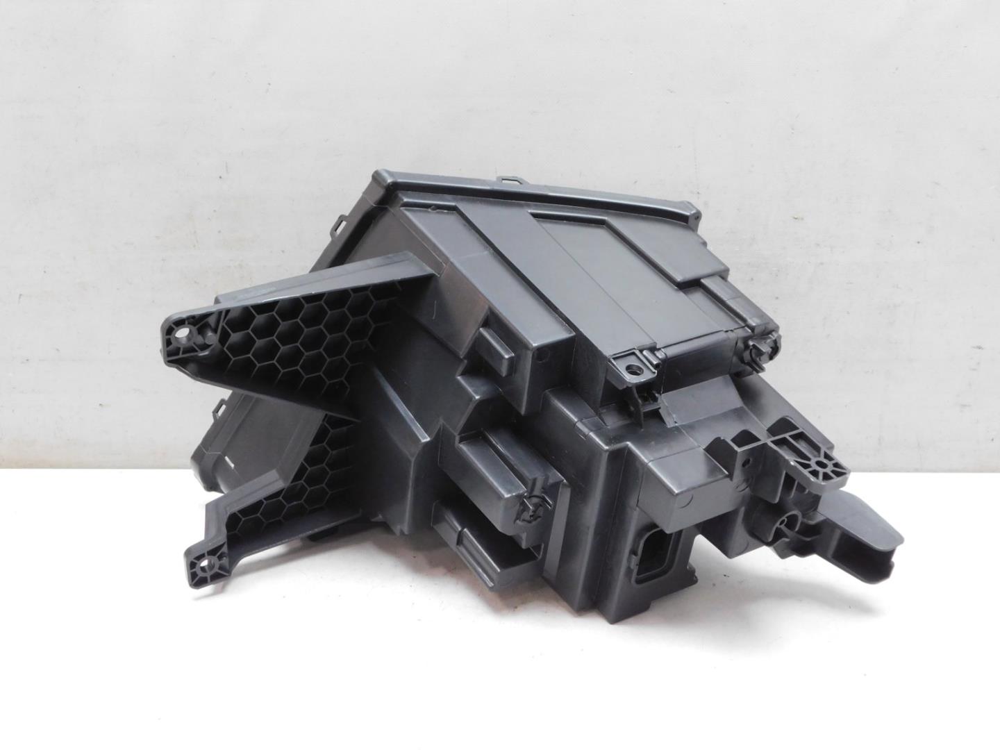 Корпус фары правой