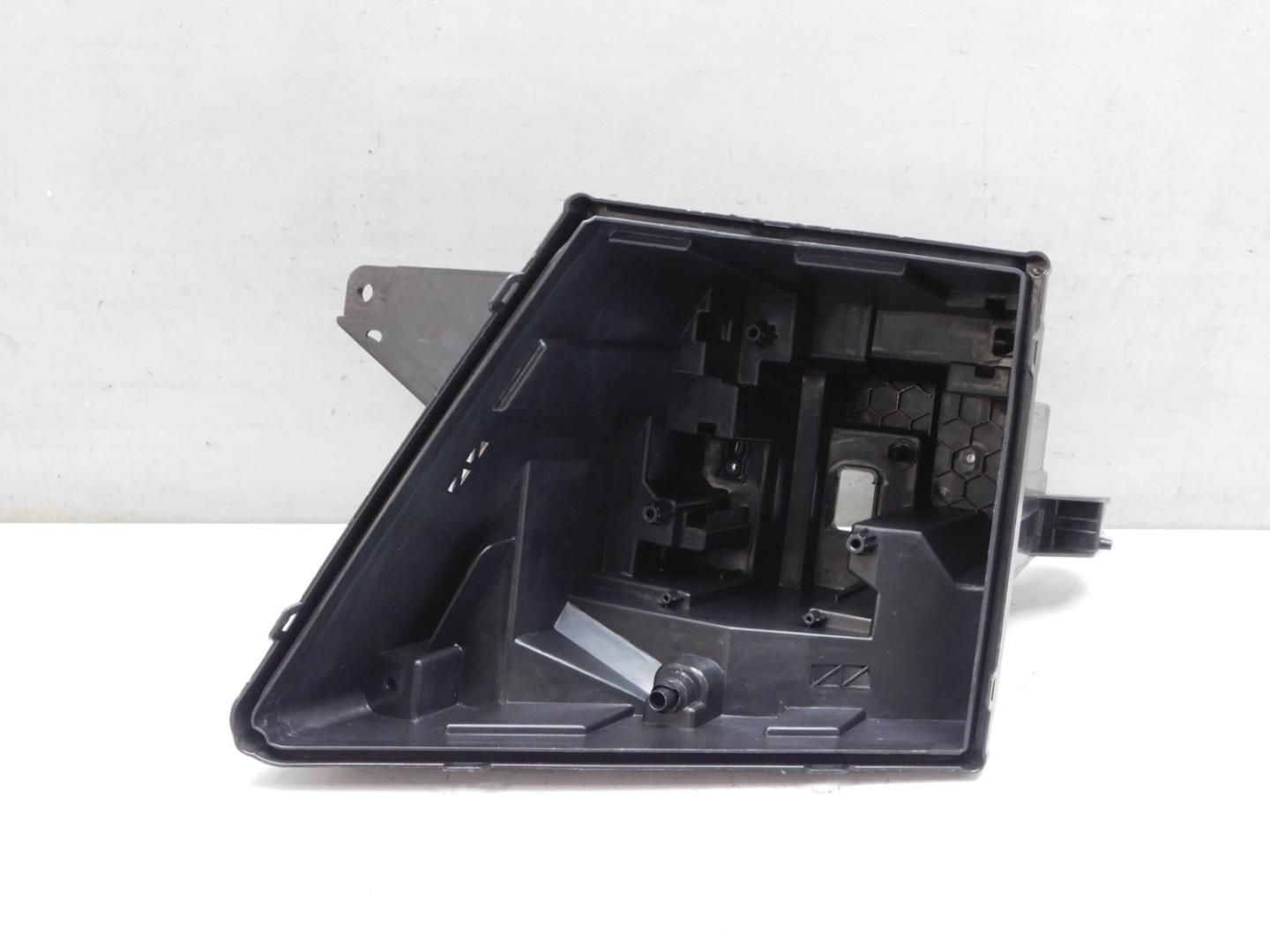 Корпус фары левой