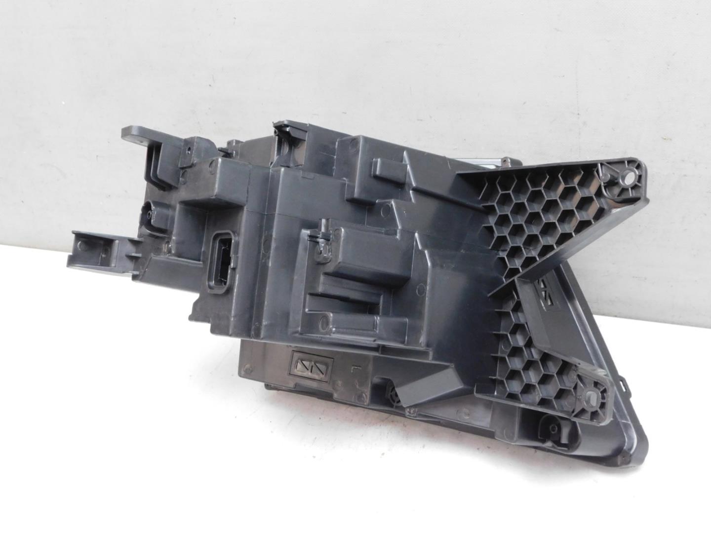 Корпус фары левой