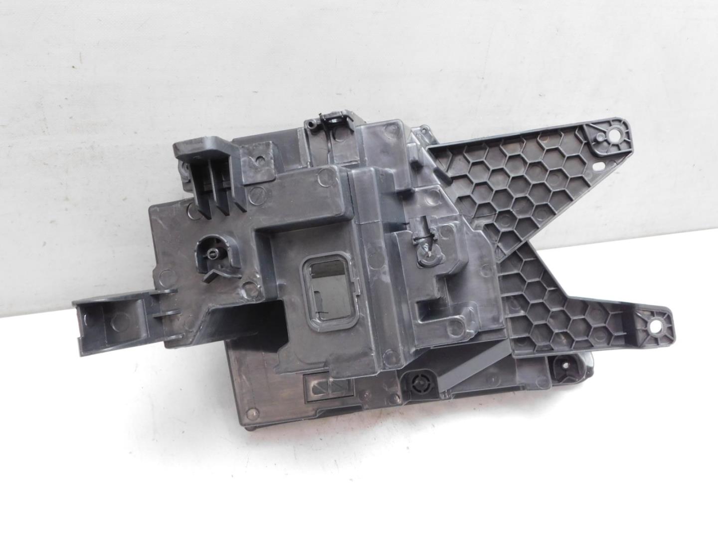 Корпус фары левой