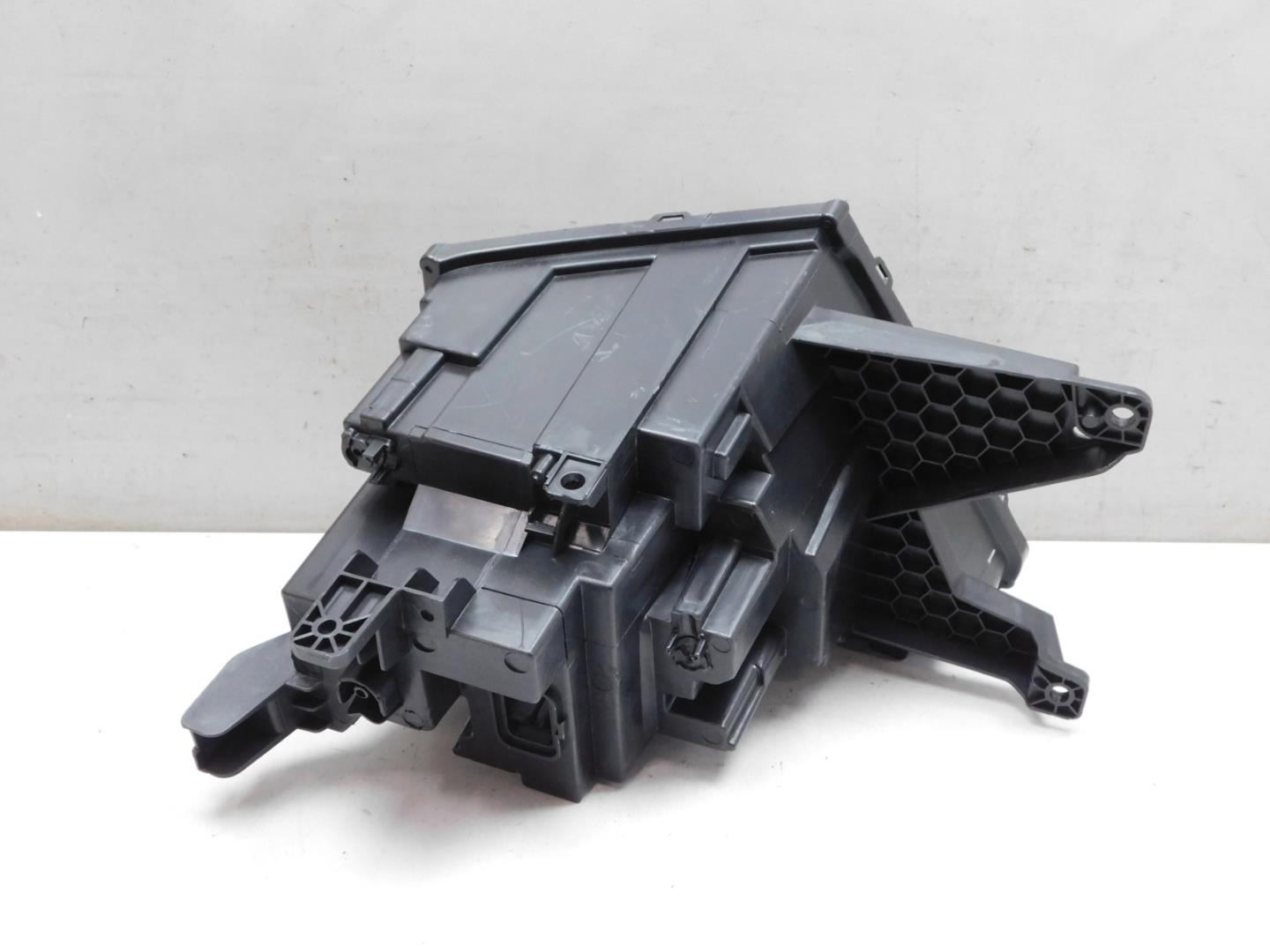 Корпус фары левой