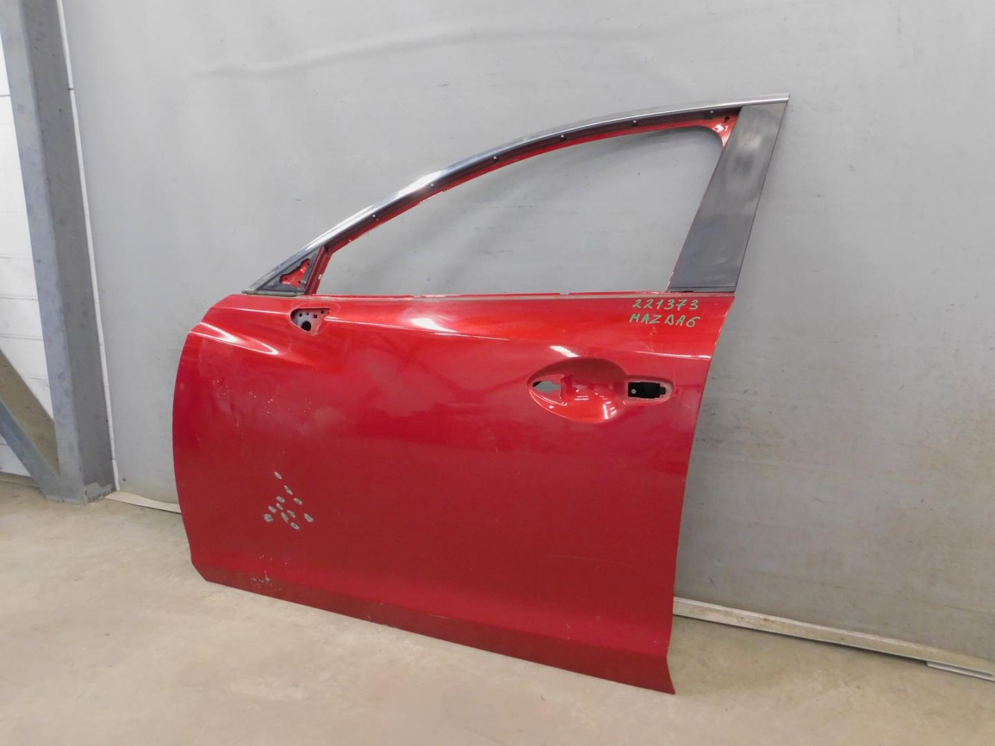 Дверь передняя левая