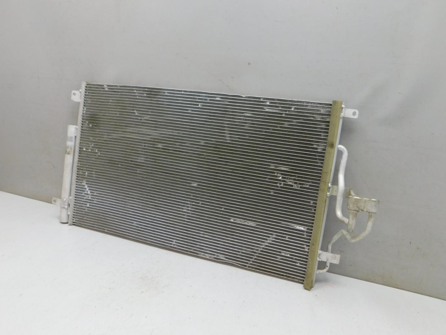 Радиатор кондиционера / конденсер