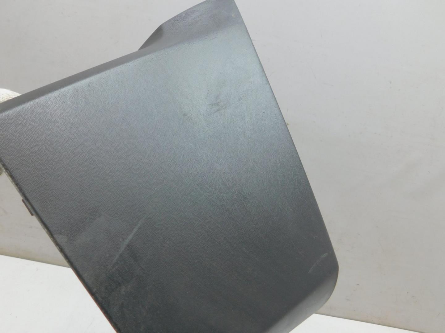 Накладка заднего бампера правая