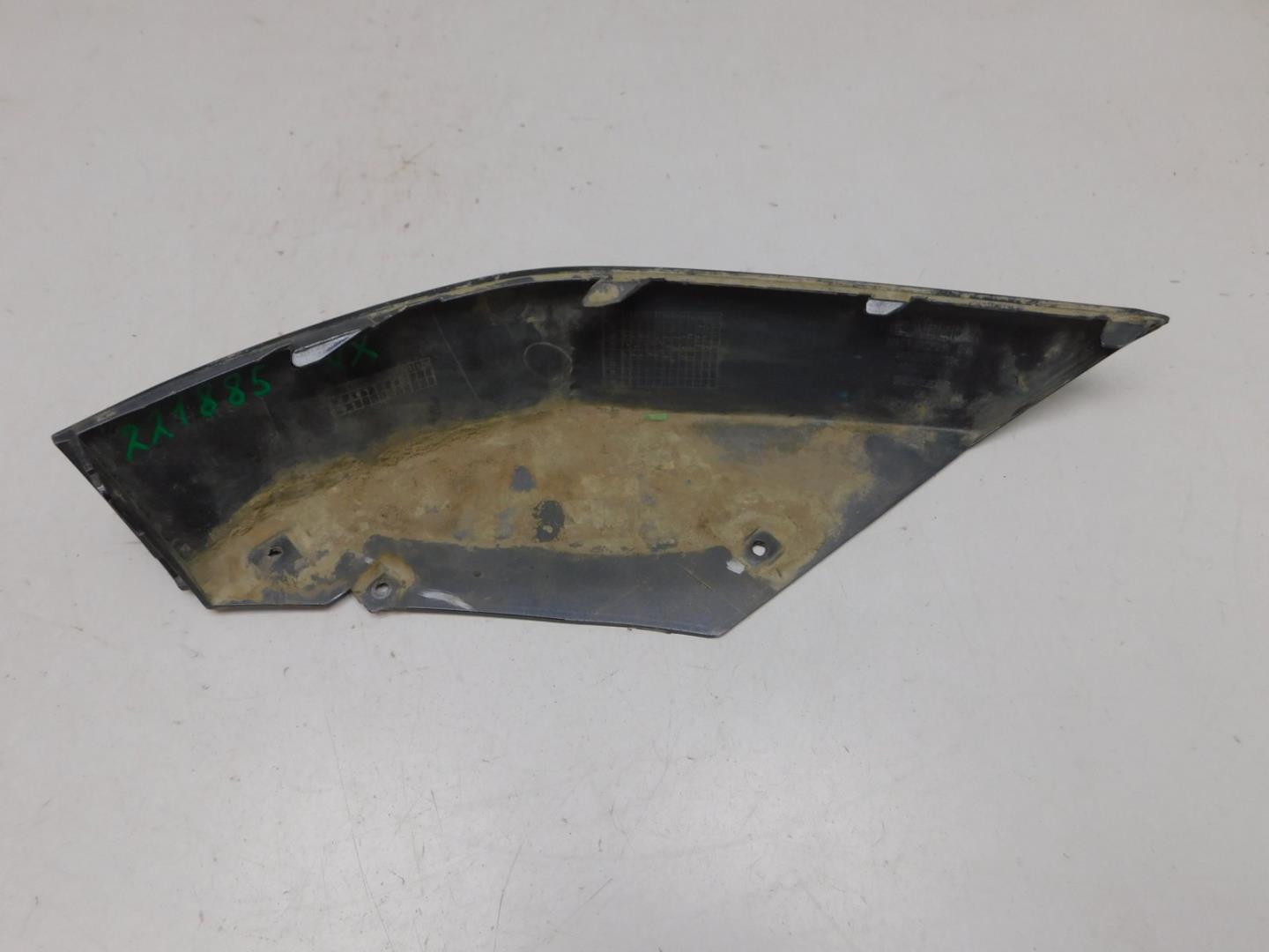 Накладка переднего бампера