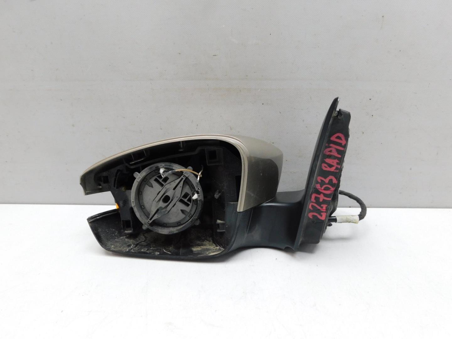 Зеркало левое электрическое