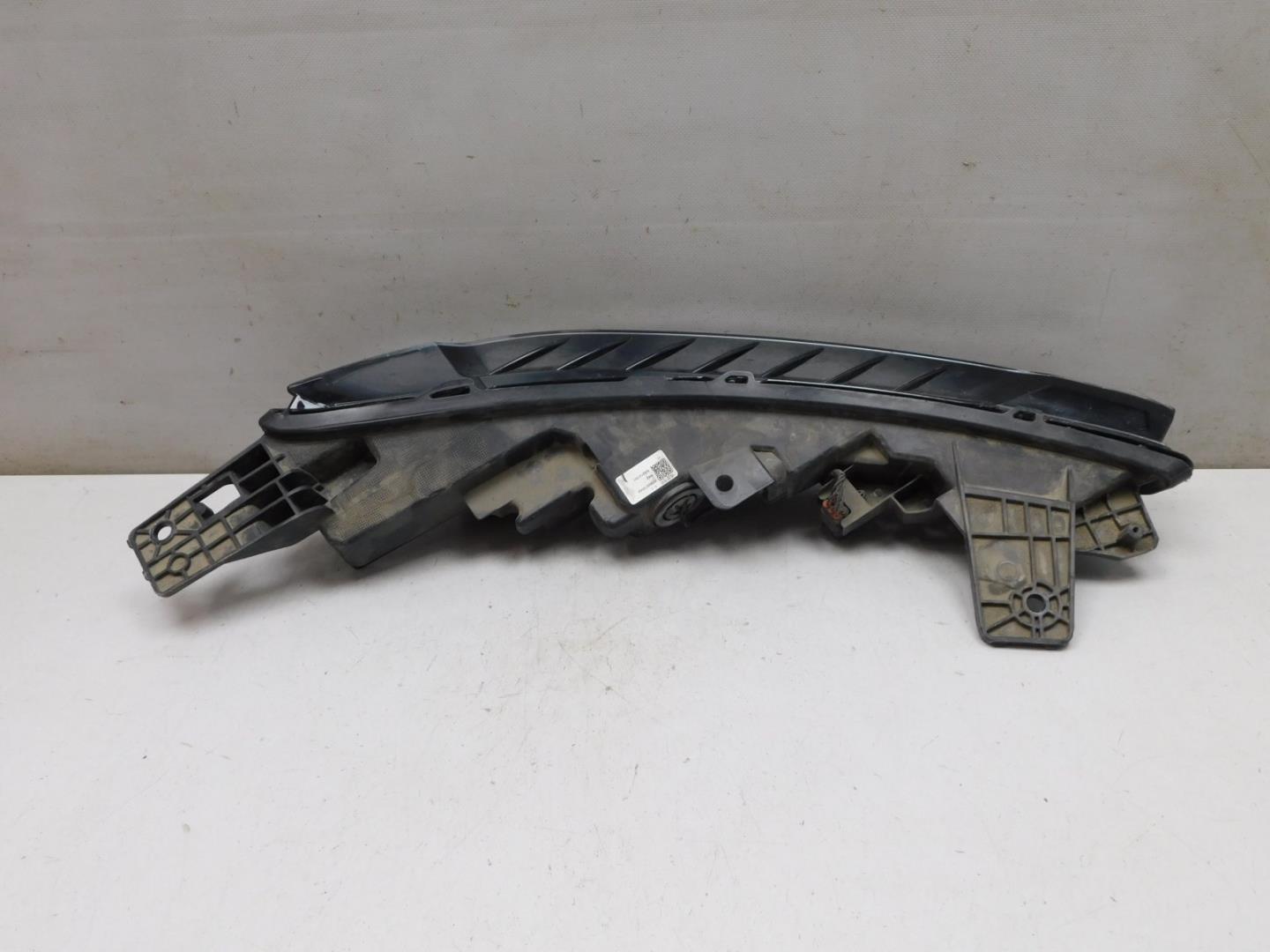 Габарит передний левый