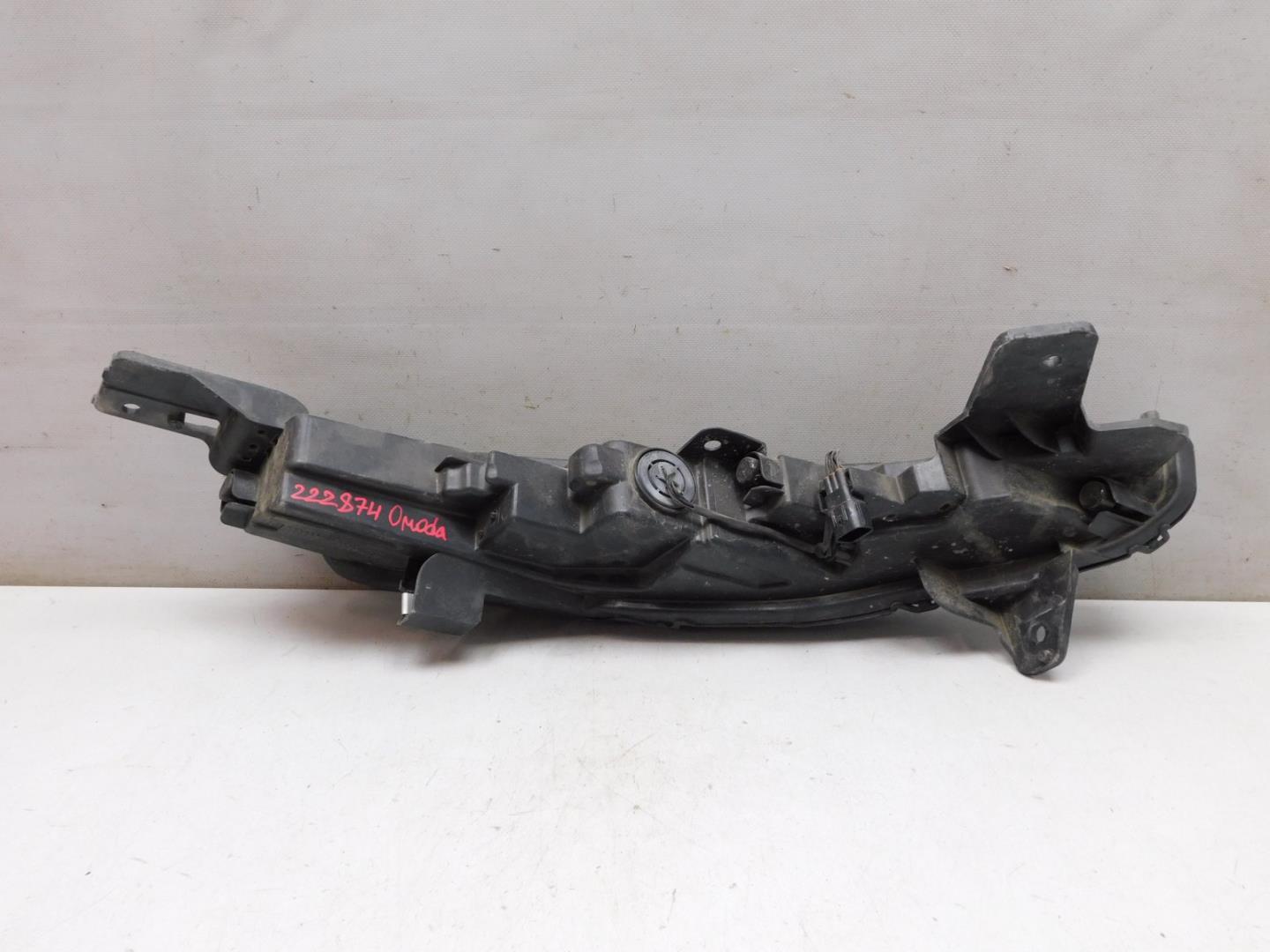 Габарит передний левый