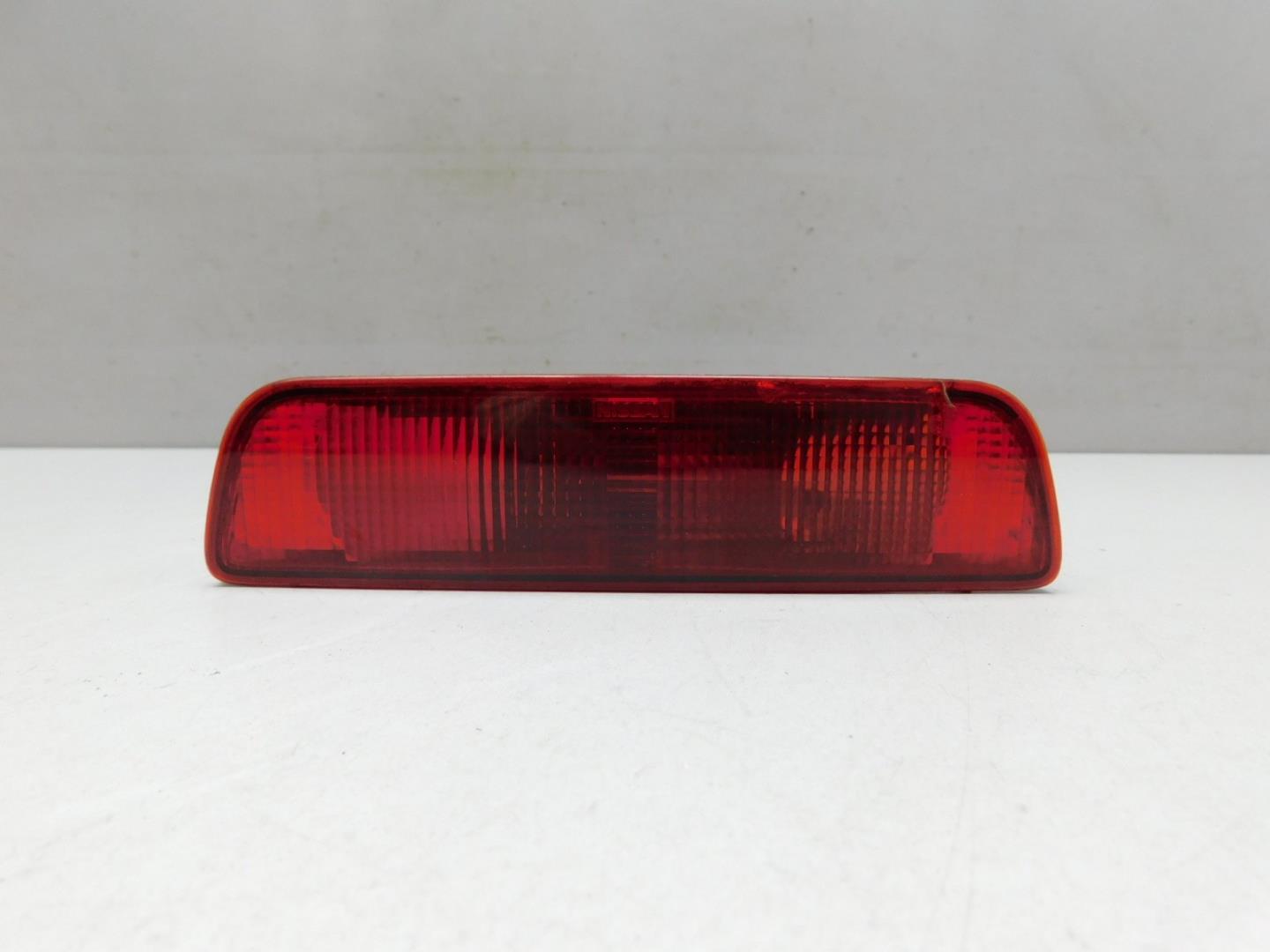 Фонарь задний в бампер