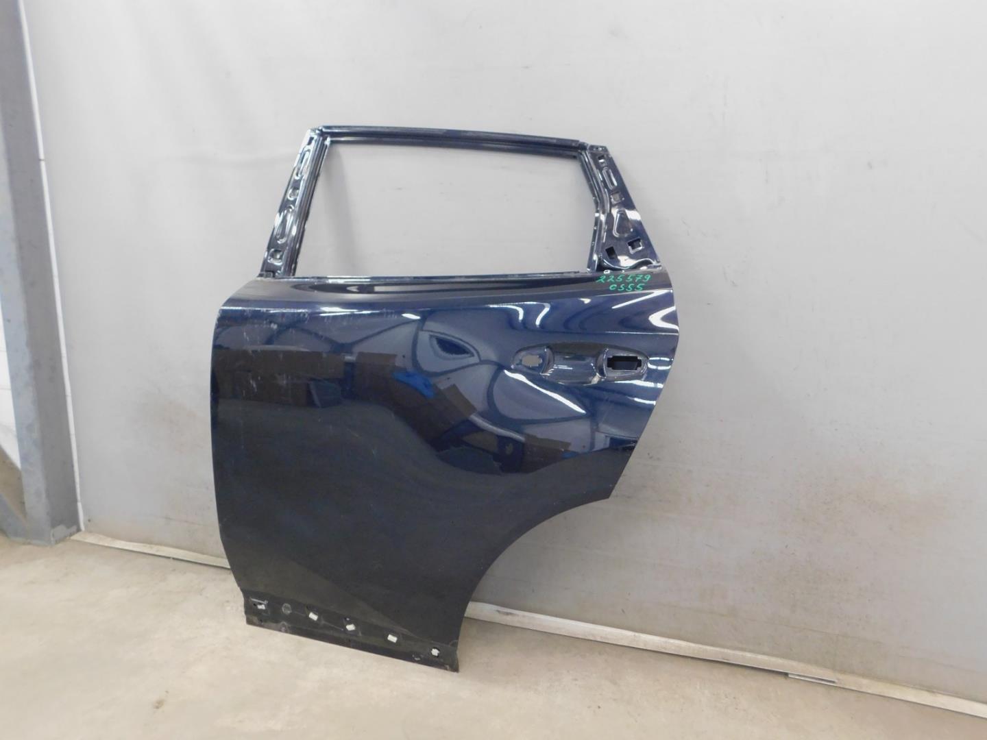 Дверь задняя левая