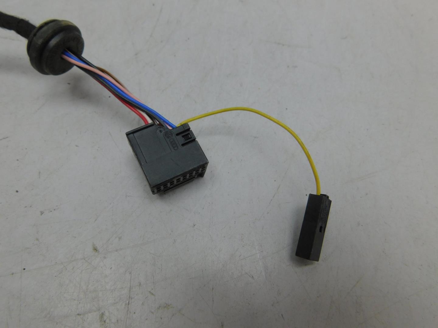 Зеркало правое электрическое