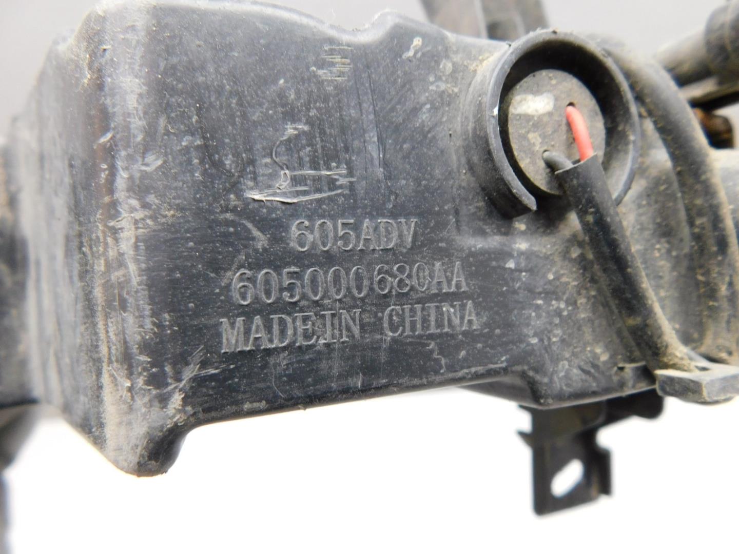 Фара противотуманная правая