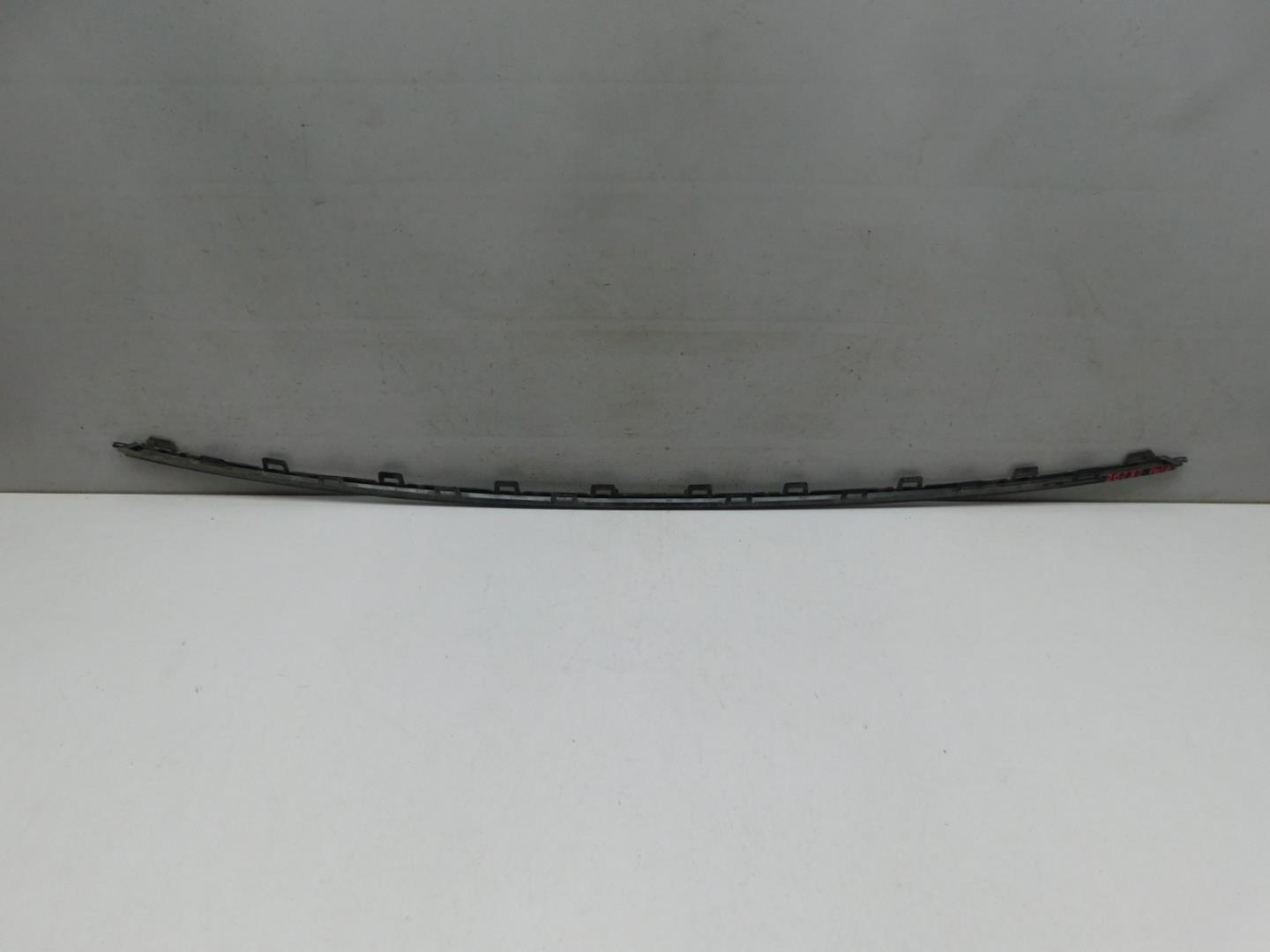 Молдинг заднего бампера