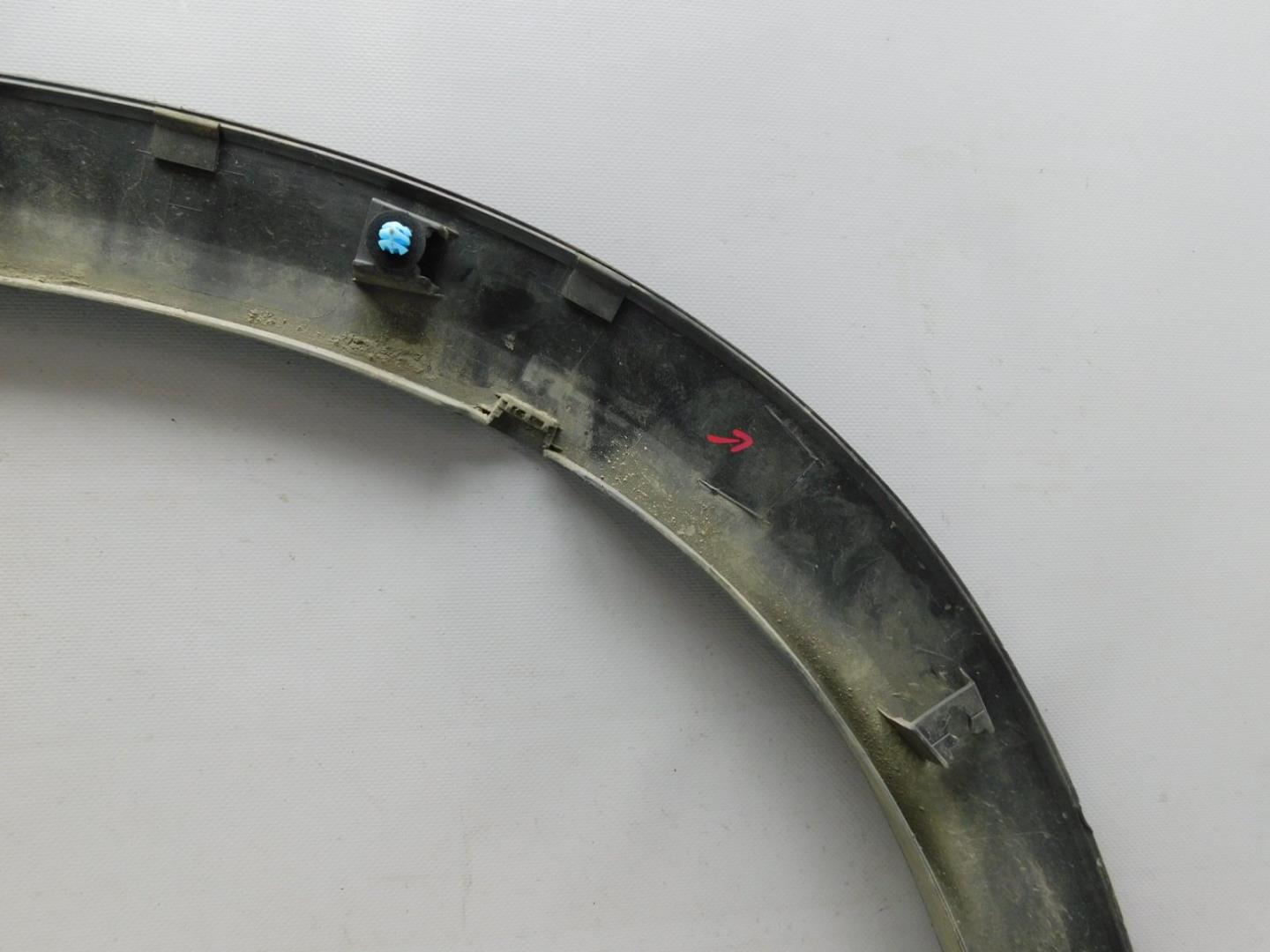 Накладка заднего крыла правого