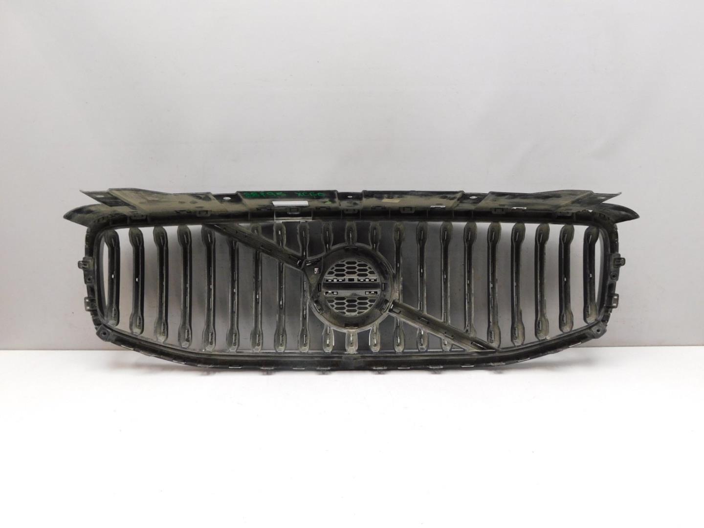 Решетка радиатора