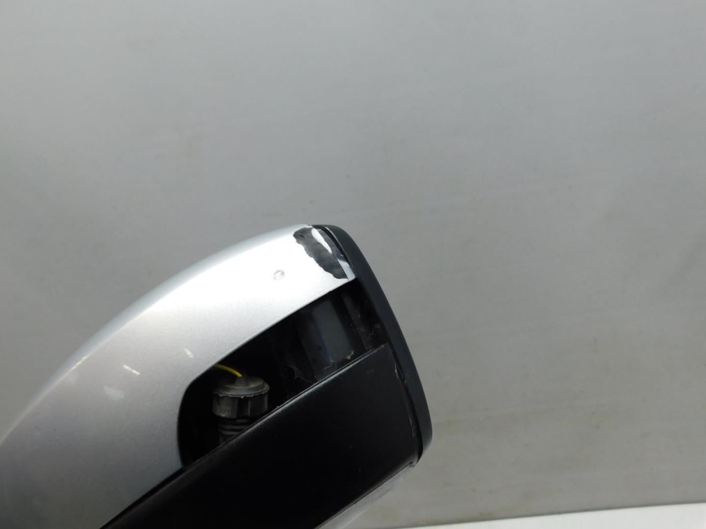 Зеркало левое электрическое