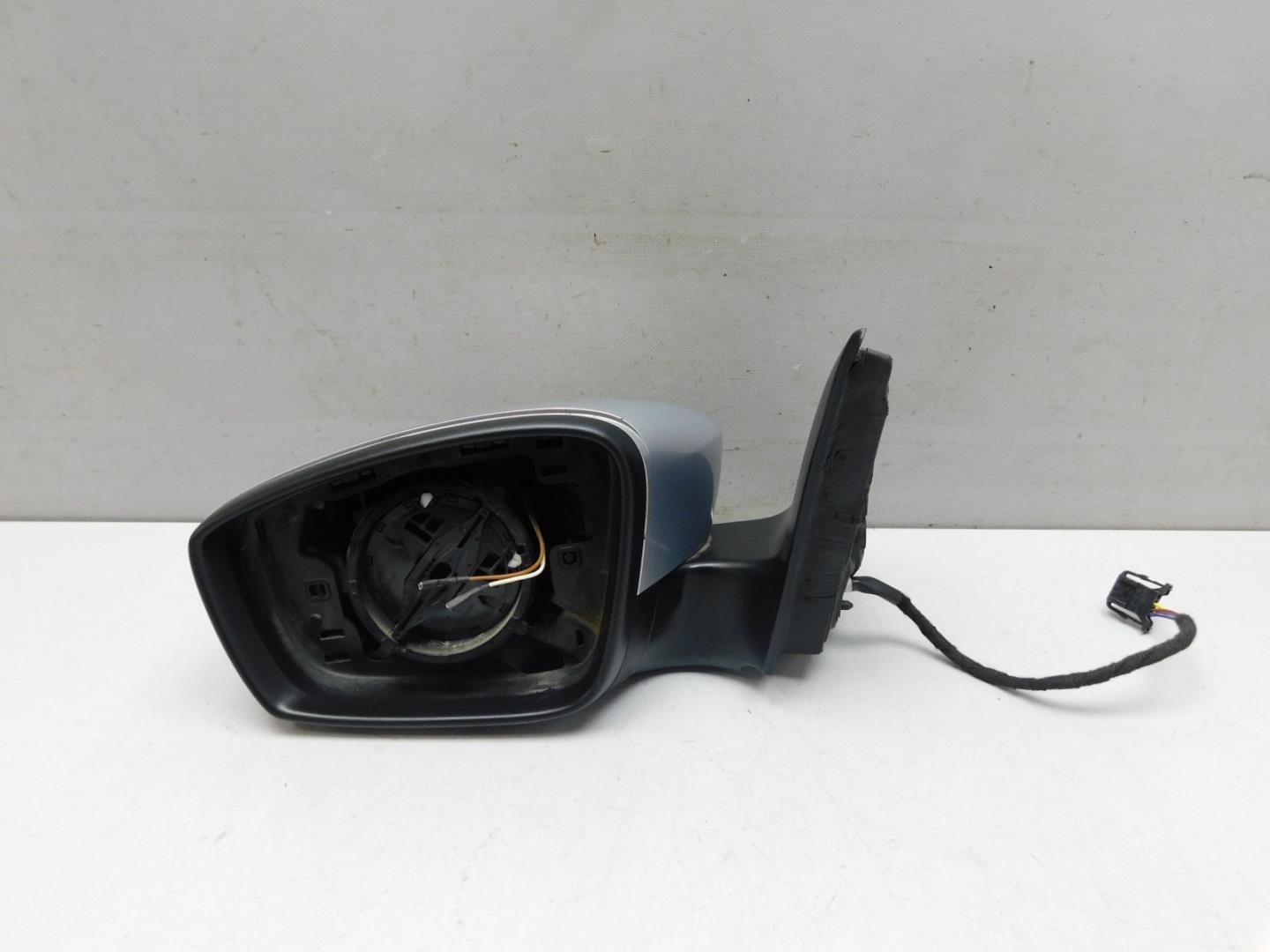 Зеркало левое электрическое