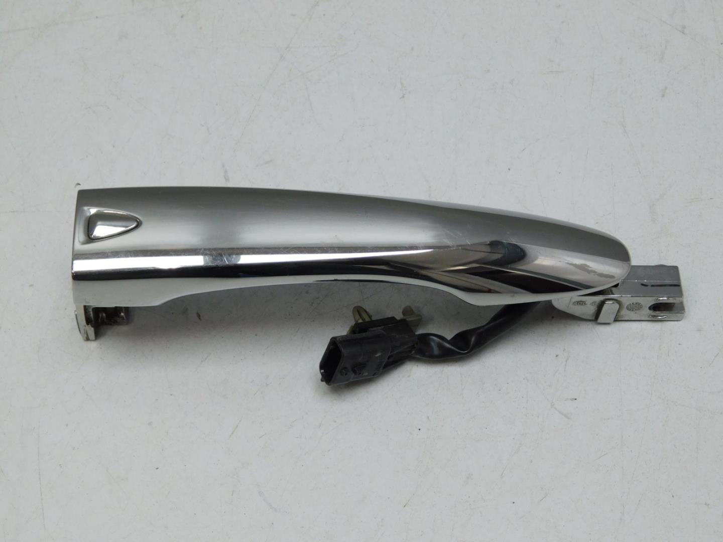 Ручка двери передней внутренняя правая