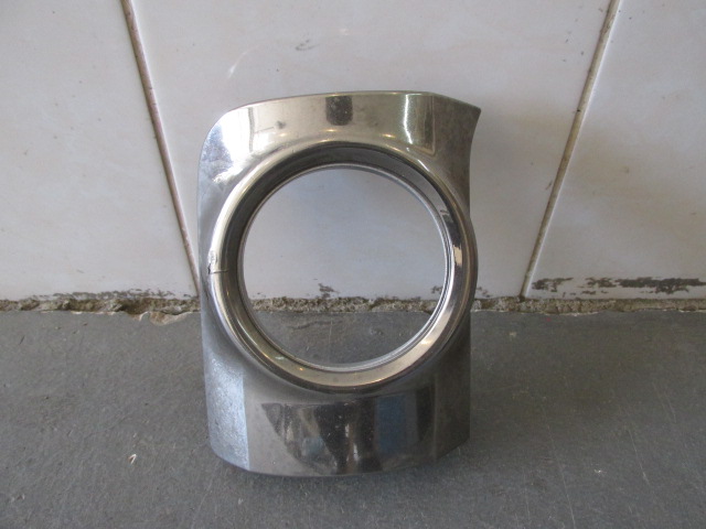 Решетка в бампер правая